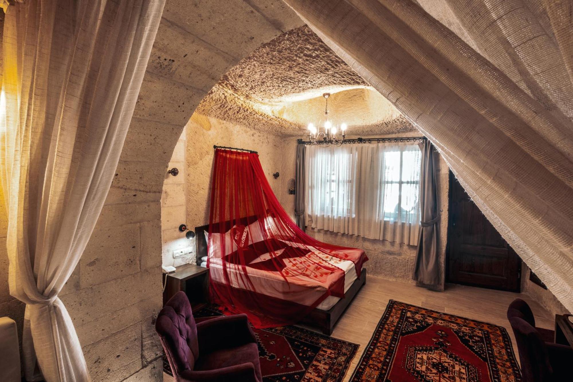 אורגופ Tafana Cave & Stone Lodge מראה חיצוני תמונה