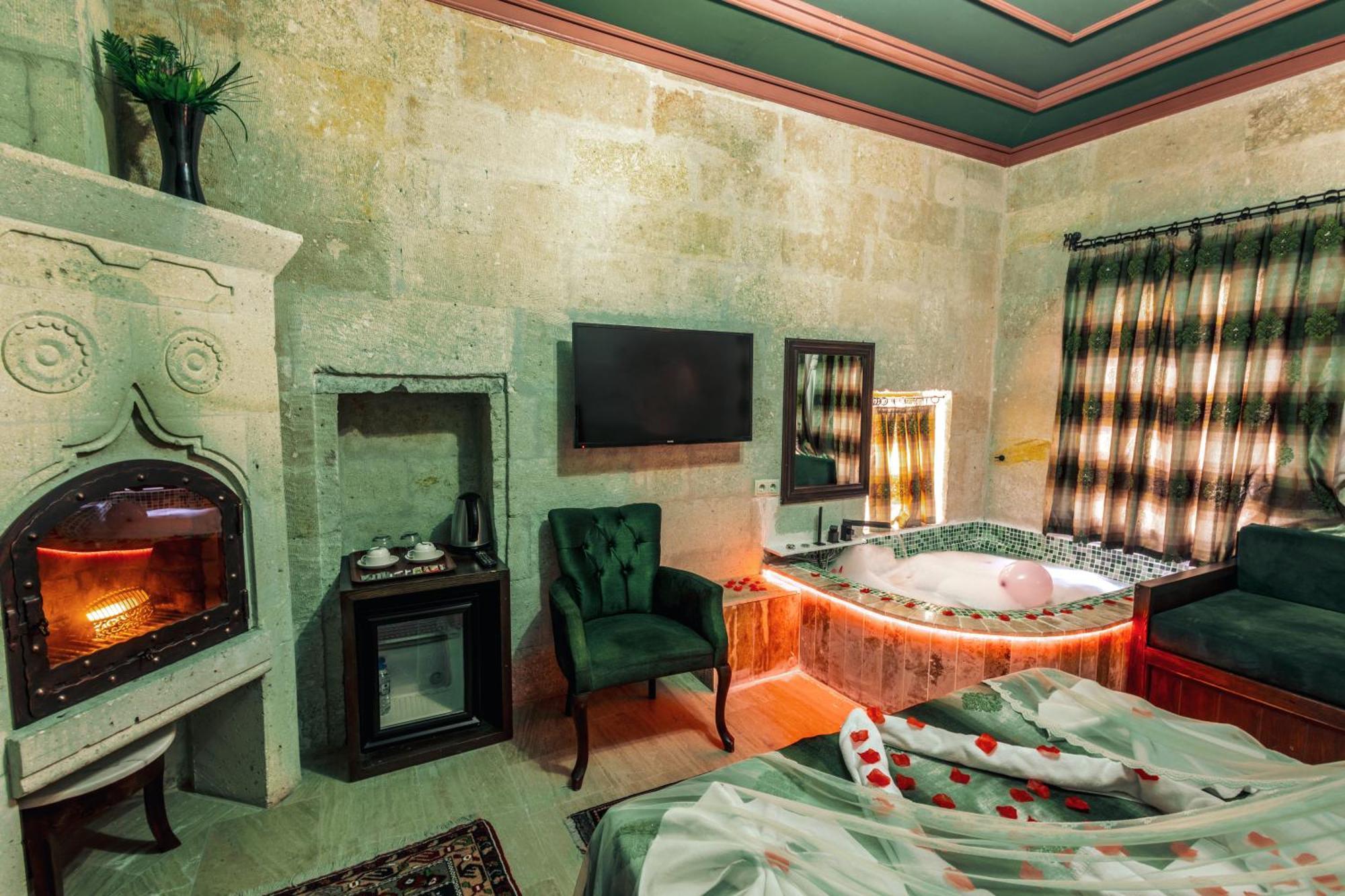 אורגופ Tafana Cave & Stone Lodge מראה חיצוני תמונה