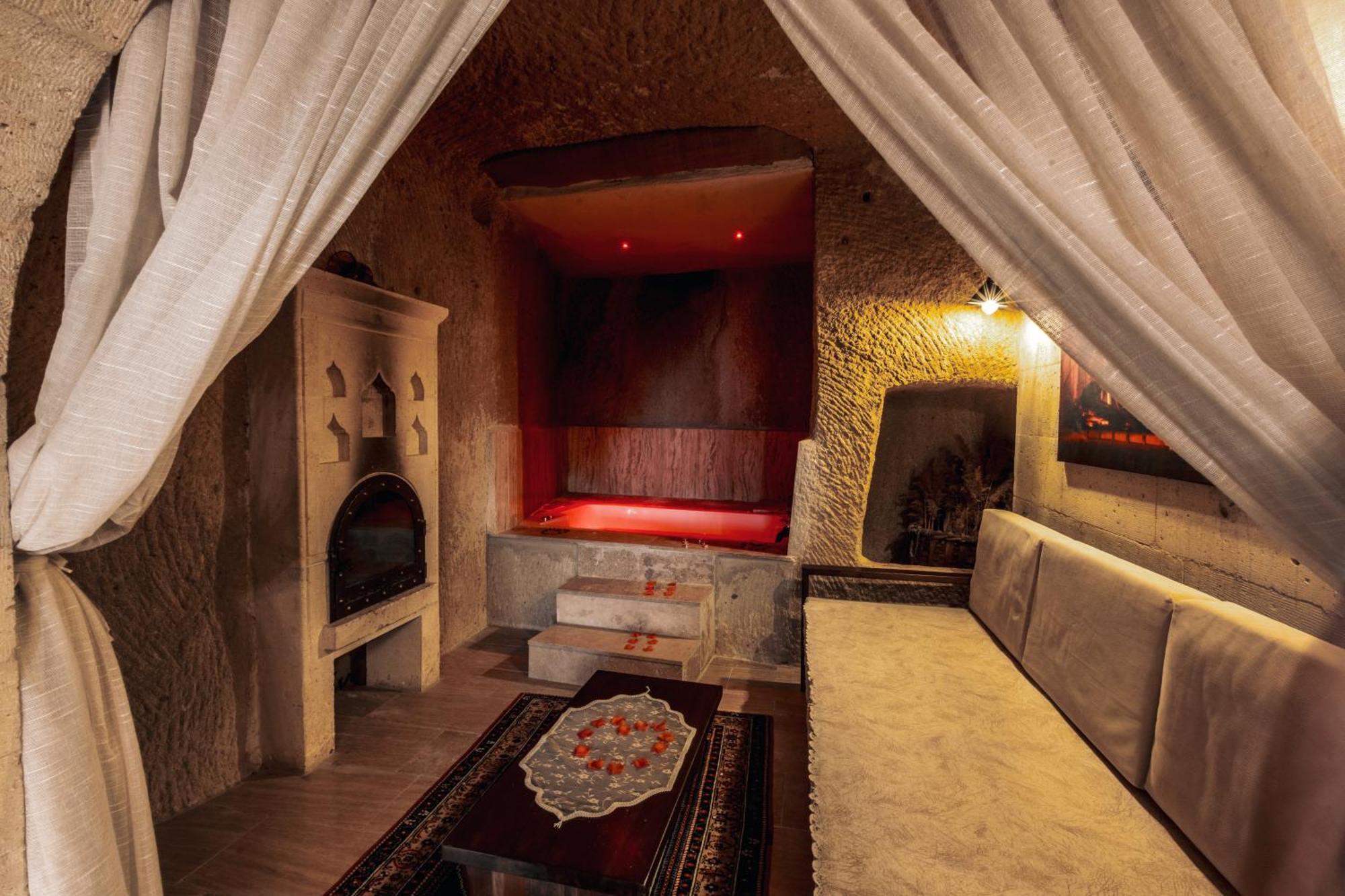 אורגופ Tafana Cave & Stone Lodge מראה חיצוני תמונה