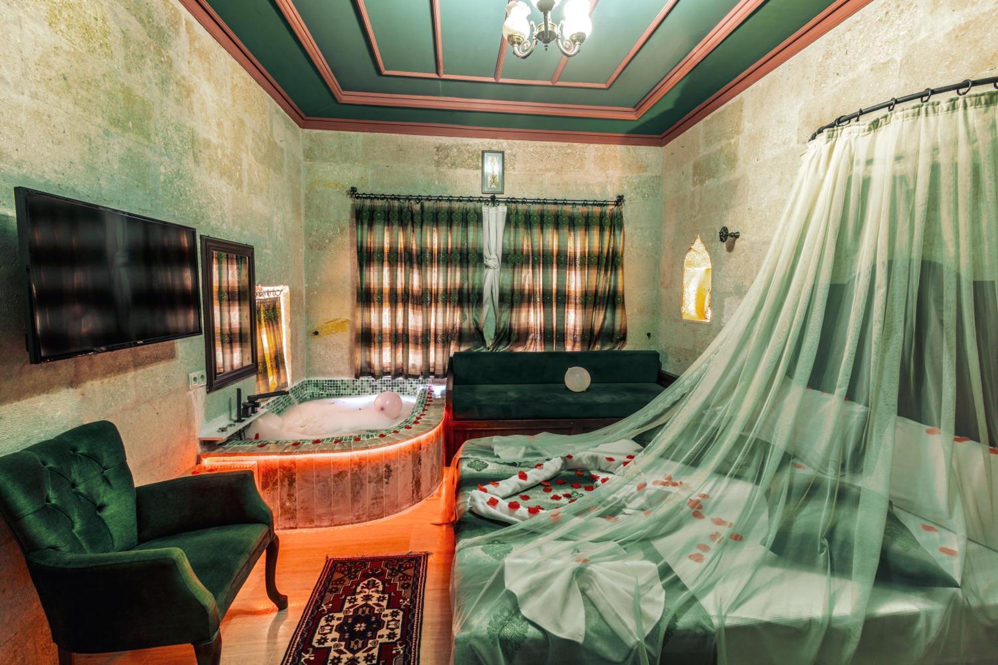 אורגופ Tafana Cave & Stone Lodge מראה חיצוני תמונה