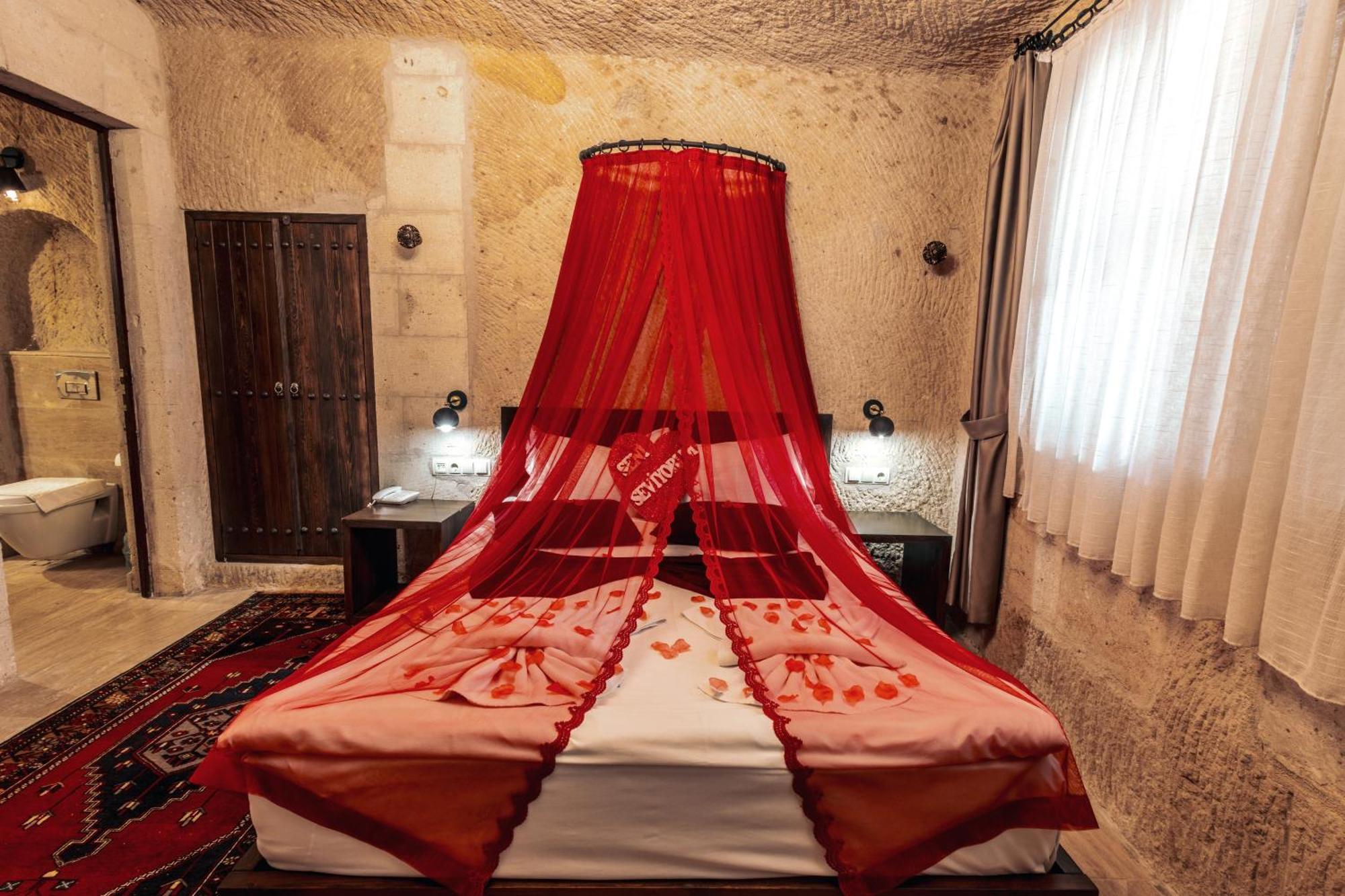 אורגופ Tafana Cave & Stone Lodge מראה חיצוני תמונה