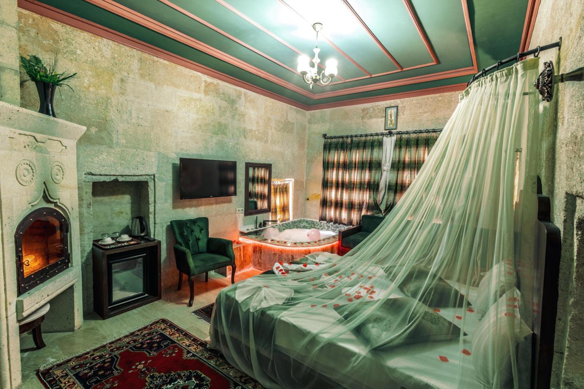אורגופ Tafana Cave & Stone Lodge מראה חיצוני תמונה