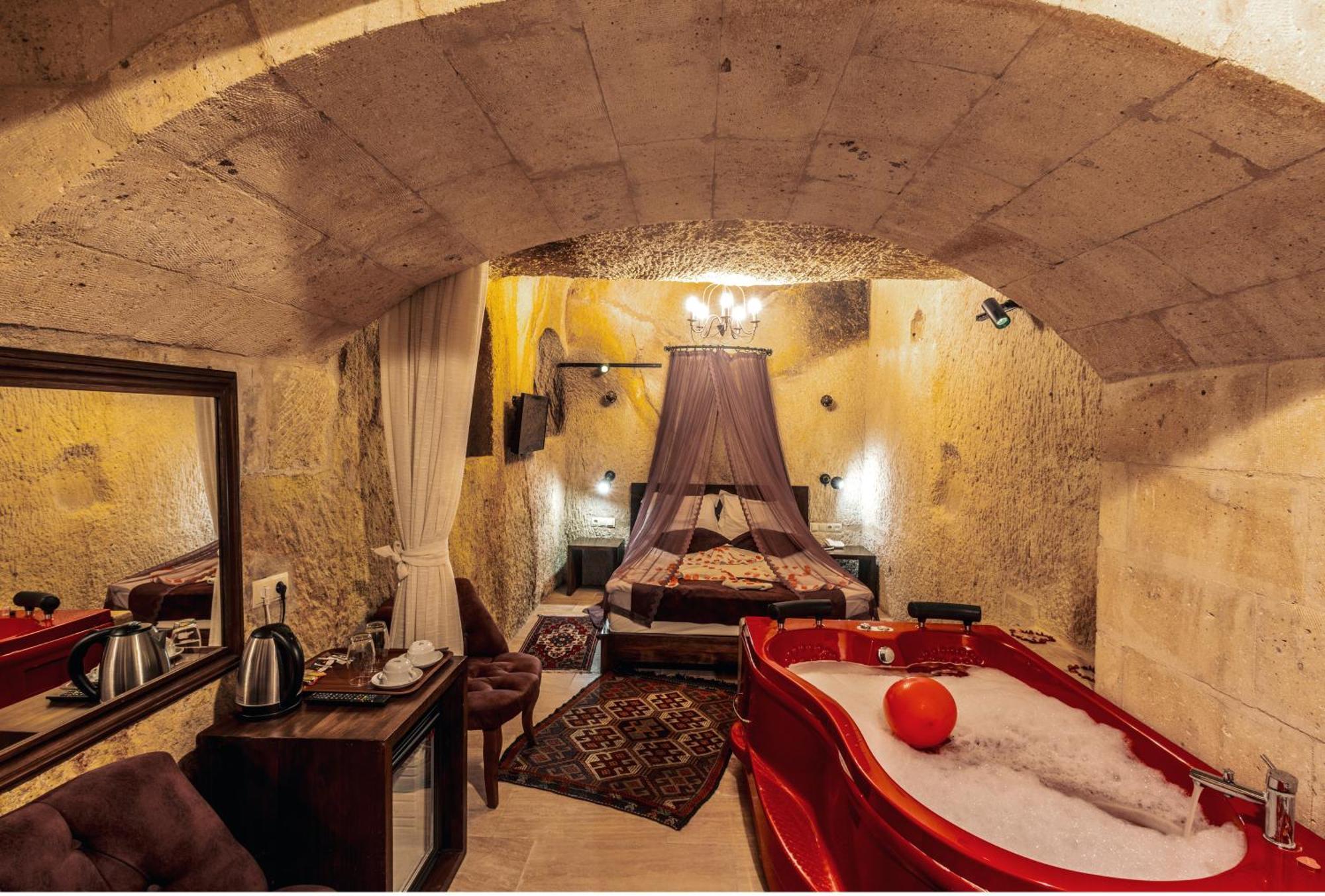 אורגופ Tafana Cave & Stone Lodge מראה חיצוני תמונה