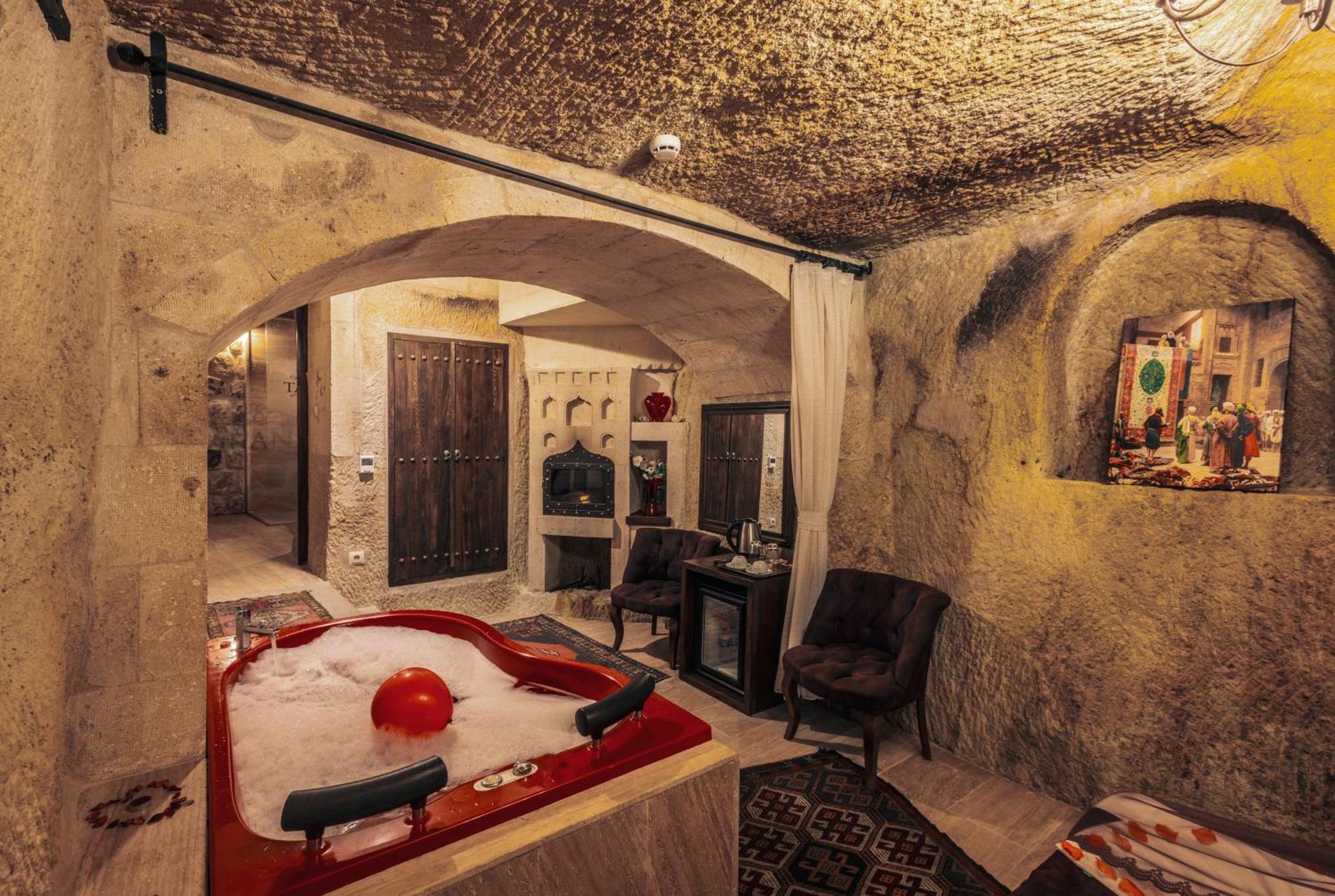 אורגופ Tafana Cave & Stone Lodge מראה חיצוני תמונה