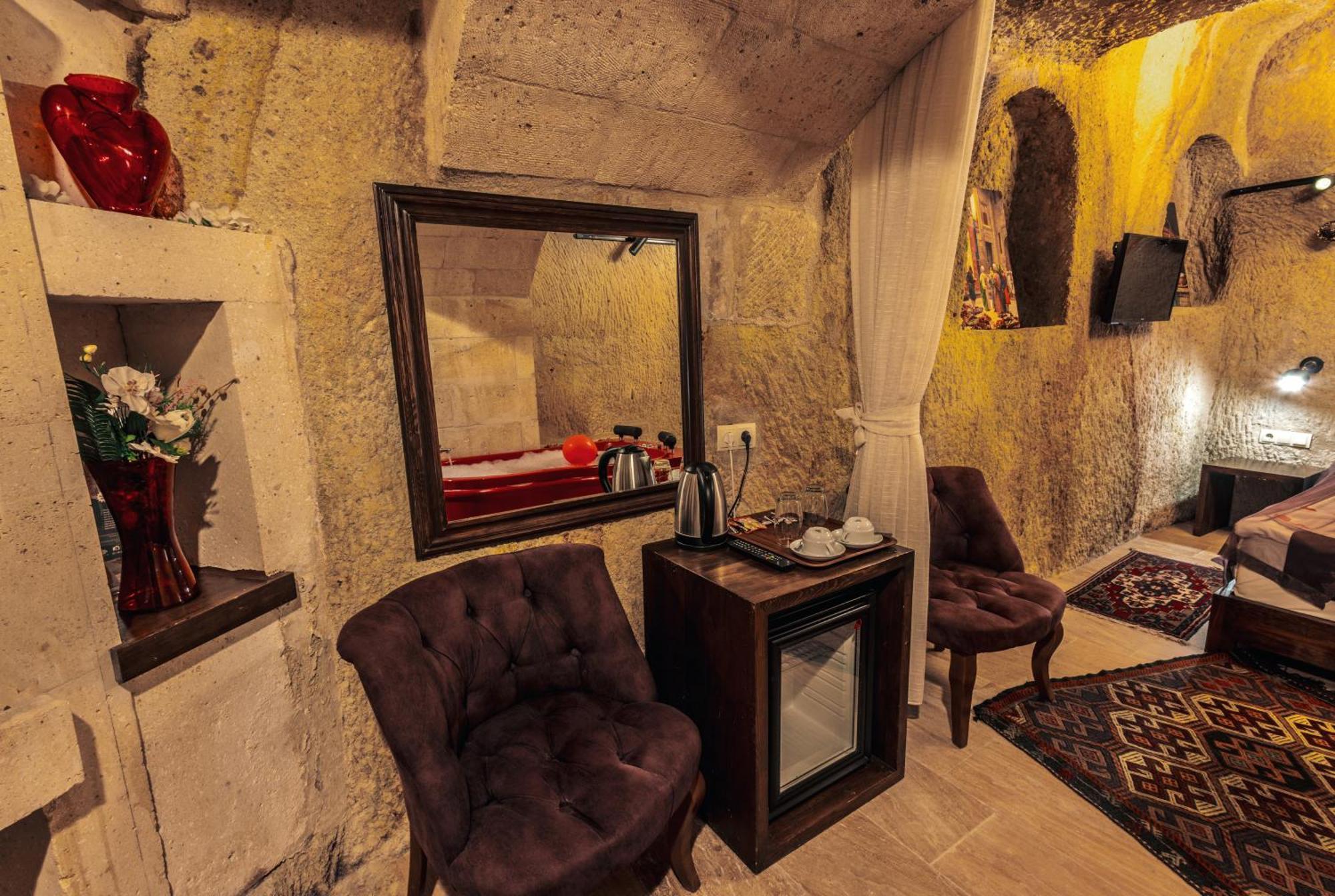 אורגופ Tafana Cave & Stone Lodge מראה חיצוני תמונה