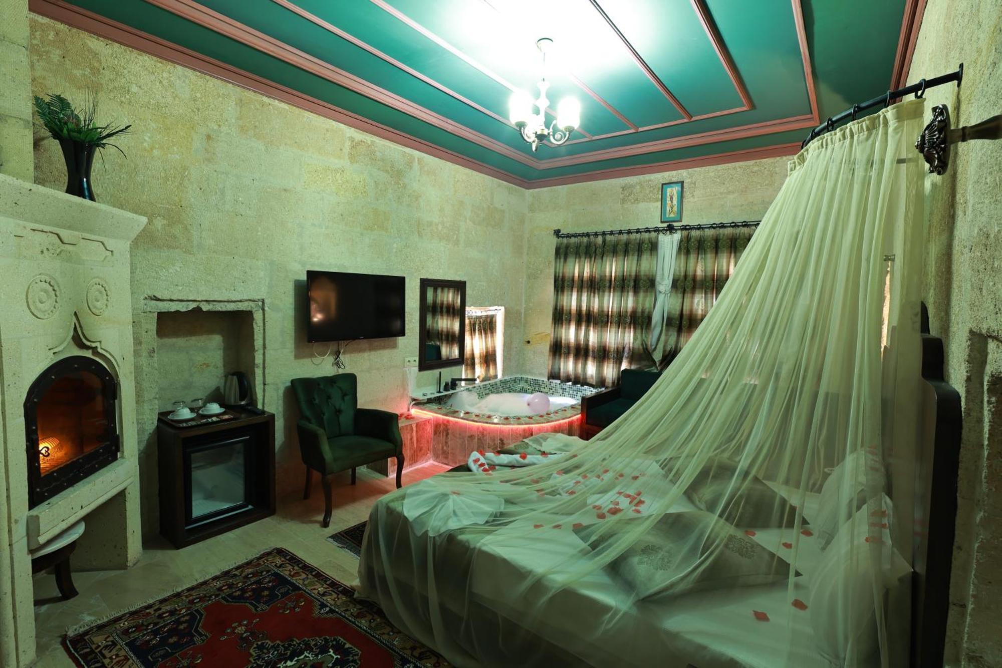 אורגופ Tafana Cave & Stone Lodge מראה חיצוני תמונה