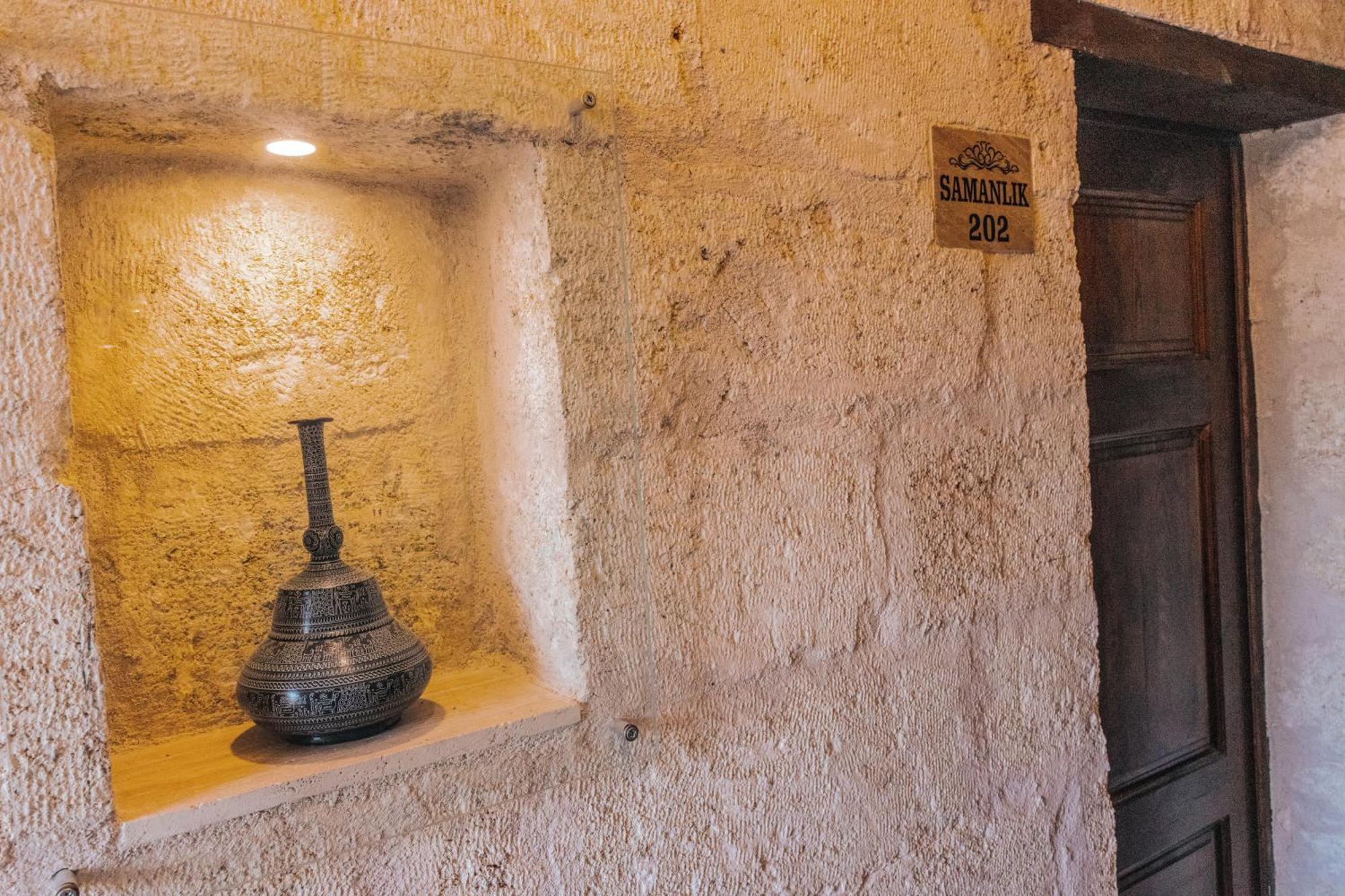 אורגופ Tafana Cave & Stone Lodge מראה חיצוני תמונה