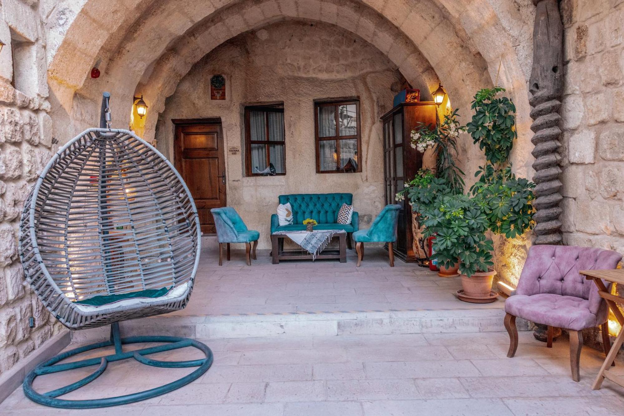 אורגופ Tafana Cave & Stone Lodge מראה חיצוני תמונה
