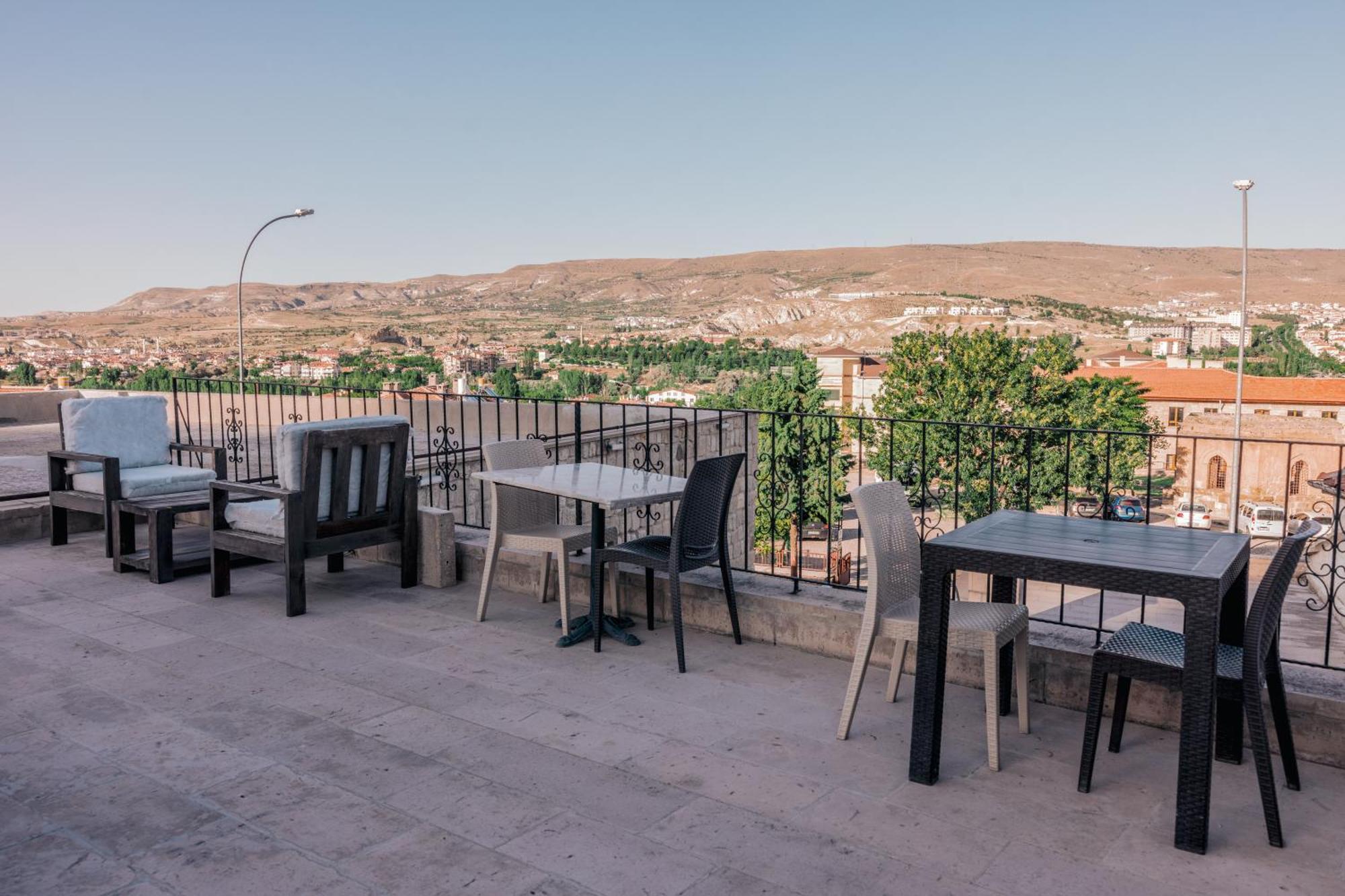 אורגופ Tafana Cave & Stone Lodge מראה חיצוני תמונה