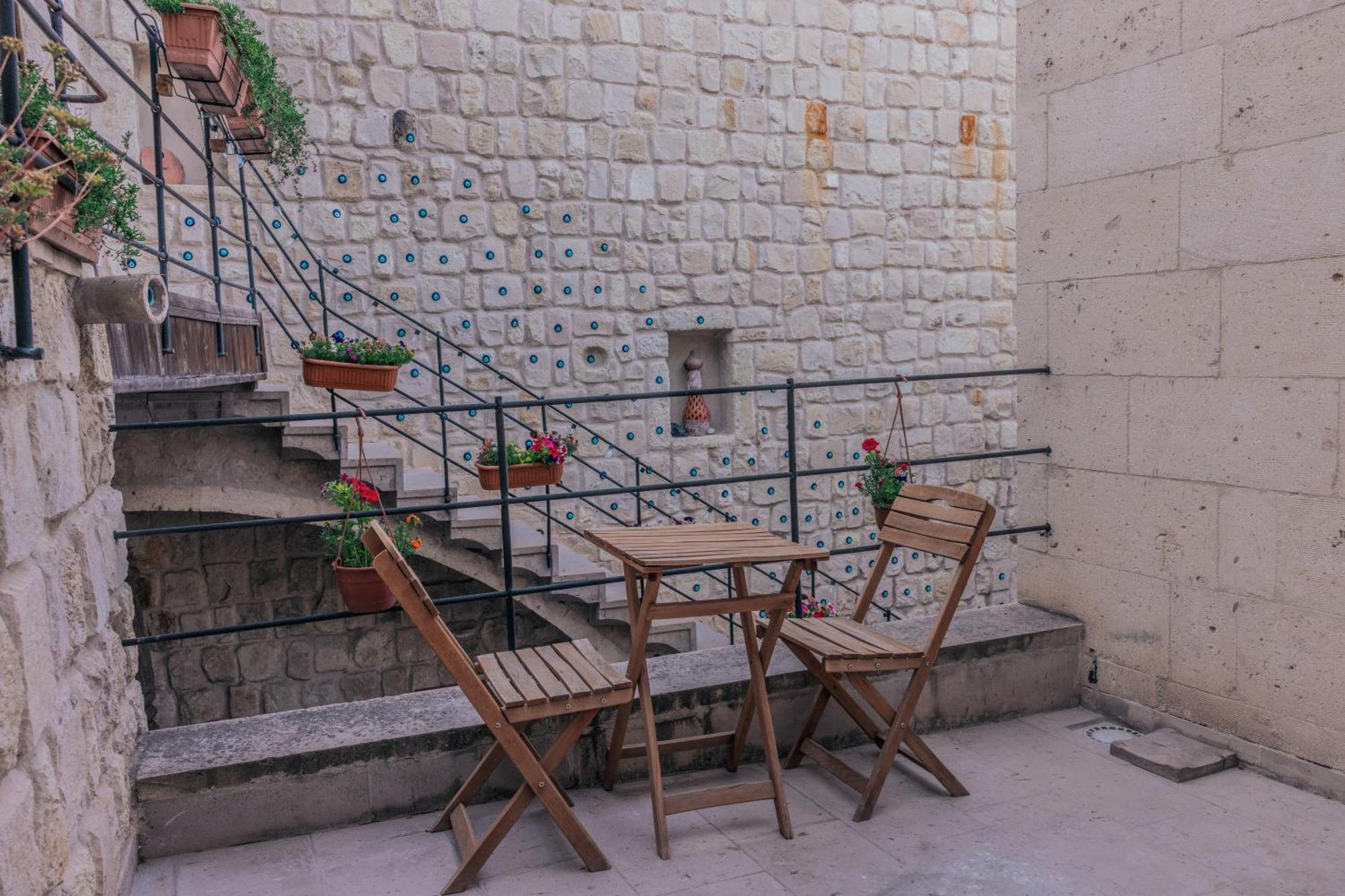 אורגופ Tafana Cave & Stone Lodge מראה חיצוני תמונה